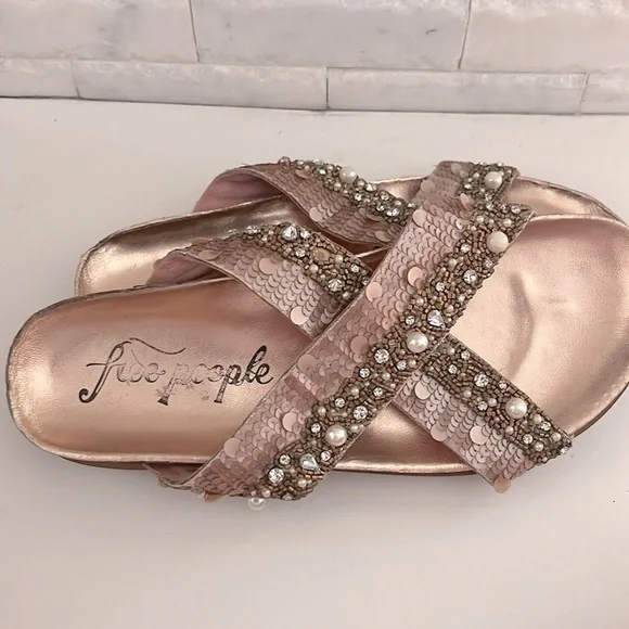 FREE PEOPLE Moon Child Embellished Slide Sandal In Rose Gold Beaded Size 40 - Picture 8 of 8